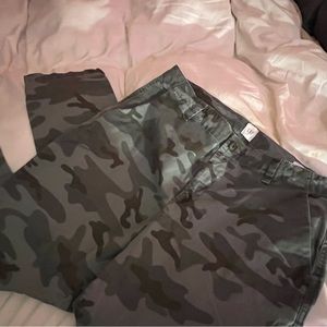 GAP girlfriend khakis